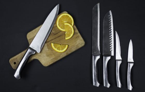 cuchillos para clases de gastronomía