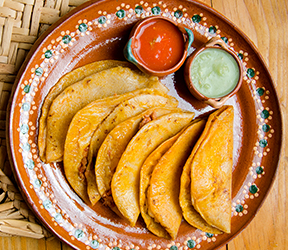 Tacos de canasta